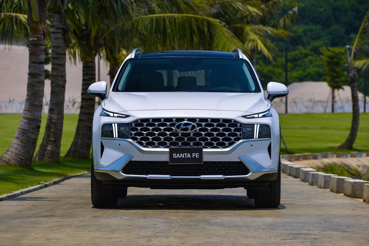Chìa khóa thẻ từ, tính năng 'lạ' trên hyundai SantaFe 2021  - ảnh 2