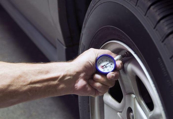 Nắng nóng gây hại đến những chi tiết nào trên ô tô? 1 406c9ef87eba97e4ceab