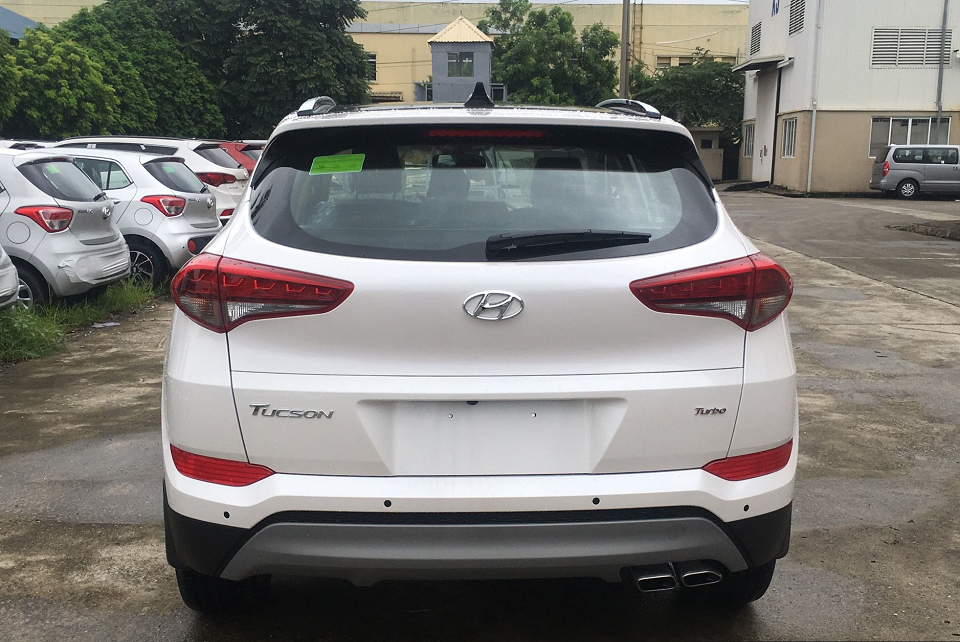 Giá xe Tucson tại Quảng Ninh 10 đít tucson turbo