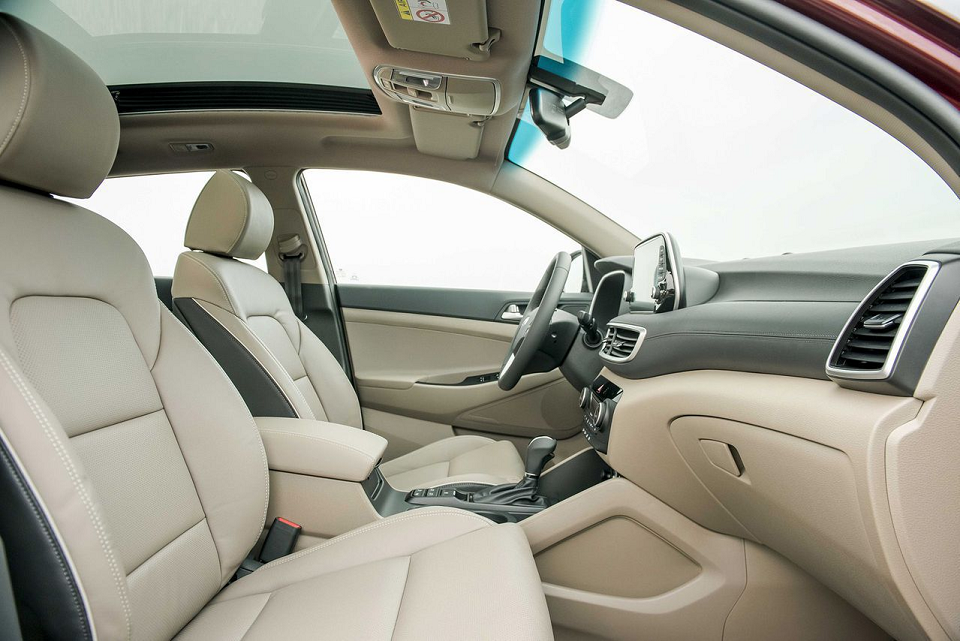 Giá xe Tucson tại Quảng Ninh 12 Ghế tucson turbo